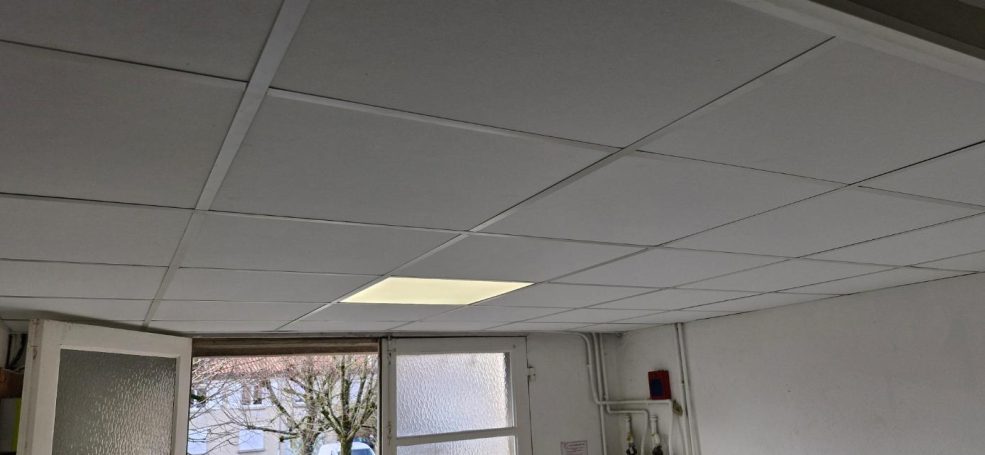 RENOVATION PLAFOND AVEC DALLES APRES